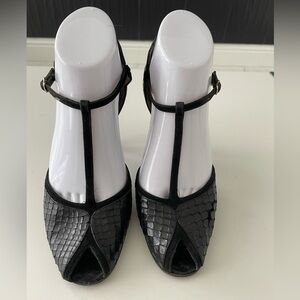 DOLCE & GABBANA SNEAK SKIN BLACK ANKLE STRAP HIGH HEELS EU37.5 US7.5